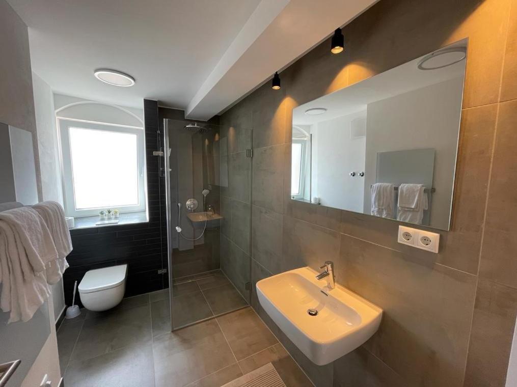 Gaestehaus Hirsch 93 Straubenhardt المظهر الخارجي الصورة
