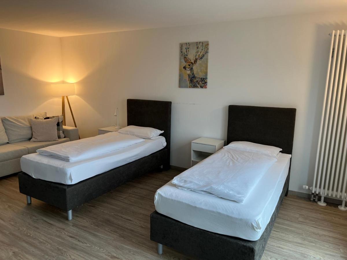 Gaestehaus Hirsch 93 Straubenhardt المظهر الخارجي الصورة